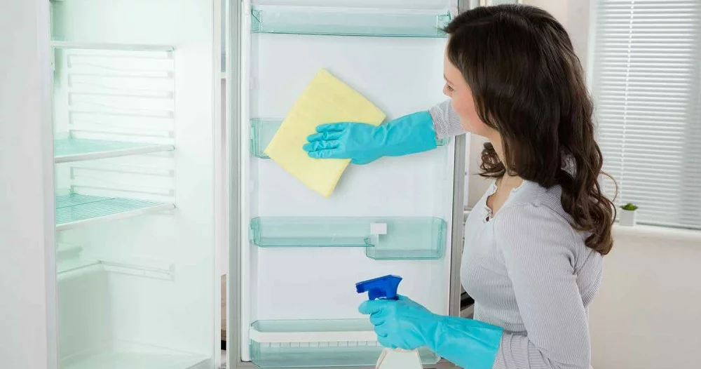 ako vyčistiť chladničku