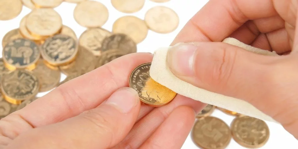 ako vyčistiť staré mince